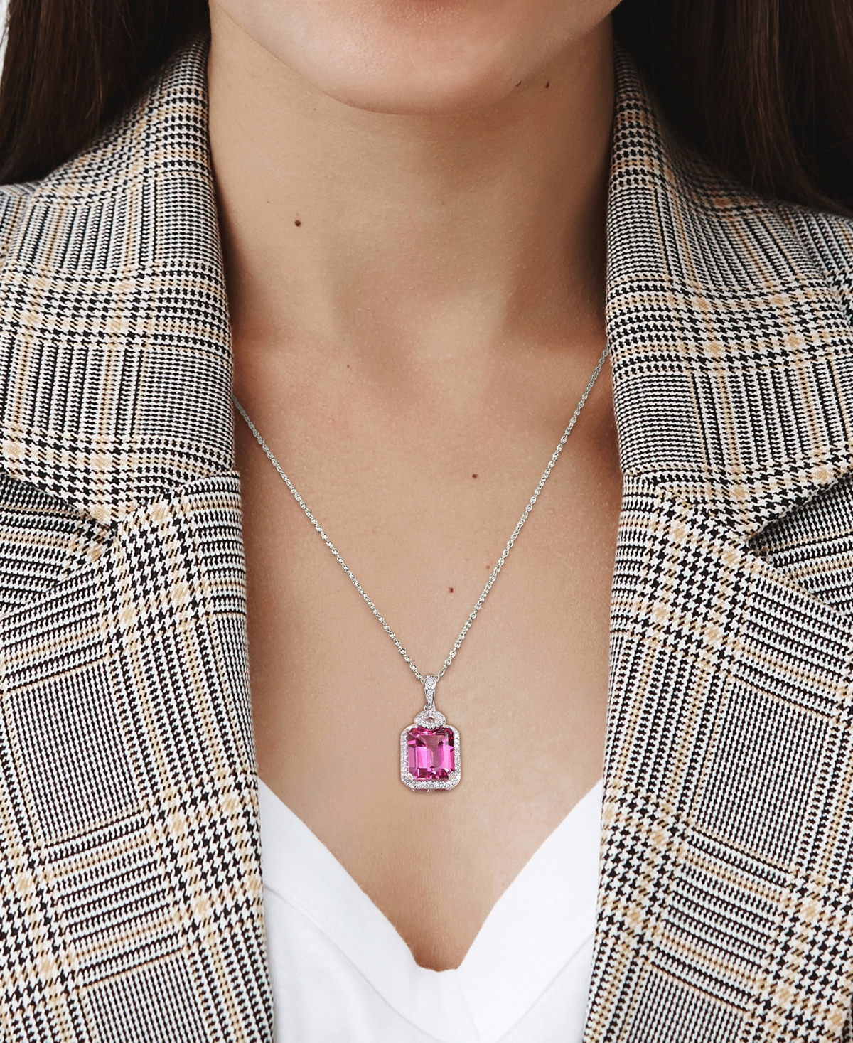(5-1/2 ct. t.w.) & Diamond (1/4 ct. t.w.) 18