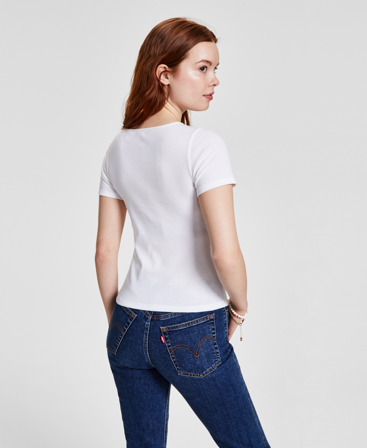 Levi's Women's Slim Fit Honey Ribbed Logo T-Shirt