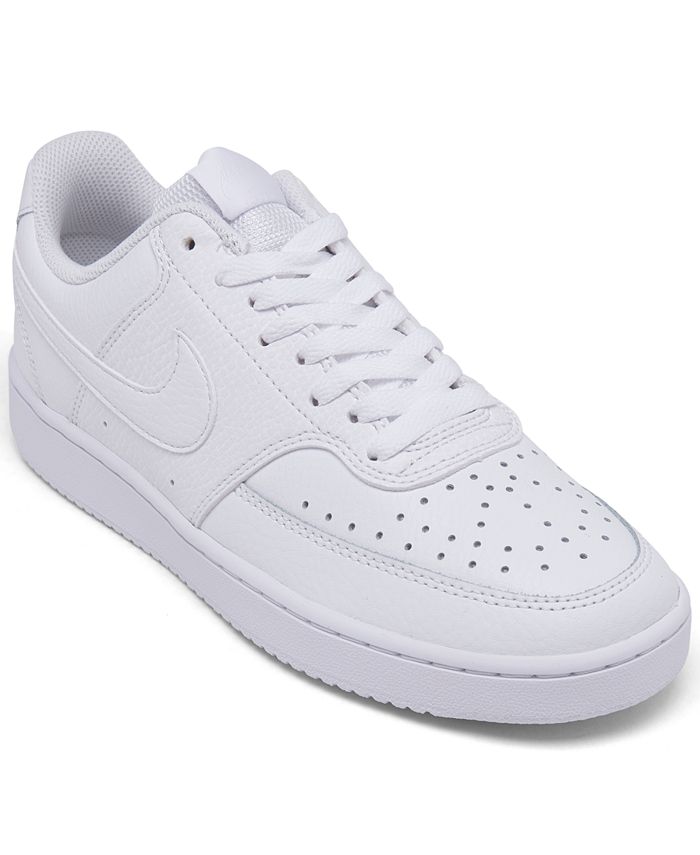 Exclusión Tutor refugiados Nike Women's Court Vision Low Casual Sneakers from Finish Line - Macy's