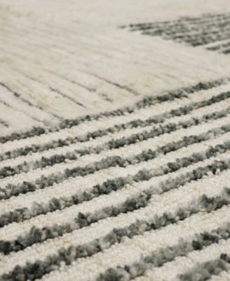 Bowen Central Valley 8' x 10' Area Rug