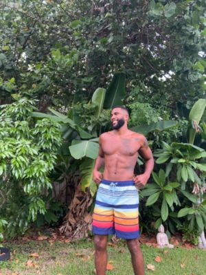 Men's 8" Mesh Lined Swim Trunks, up to Size 2XL