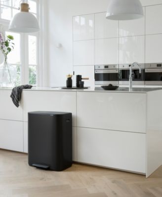 Bo Step on Trash Can, 16 Gallon, 60 Liter