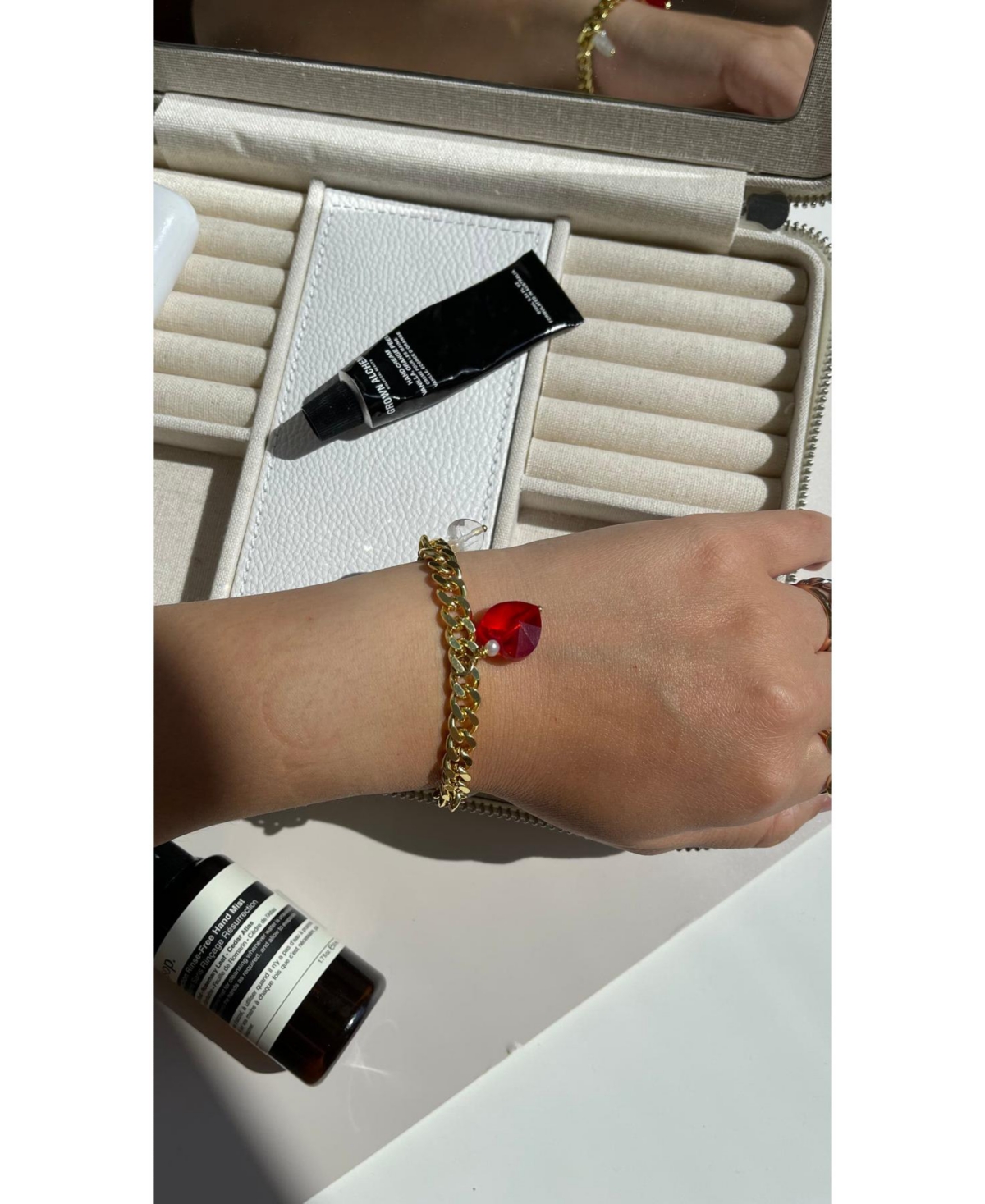 Joey Baby 18K Gold Plated Freshwater Pearls Chunky Chain with Glass Red Heart Charm - Kokoro Bracelet 7