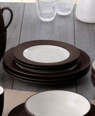 Colorwave Rim 16-Pc. Dinnerware Set, Service for 4