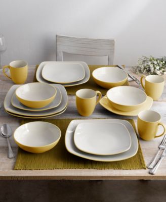 Colorwave Square 16 Pc. Dinnerware Set, Service for 4