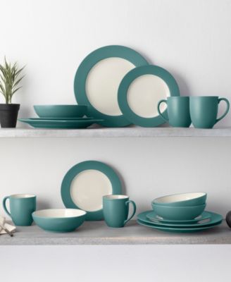 Colorwave Rim 16-Pc. Dinnerware Set, Service for 4