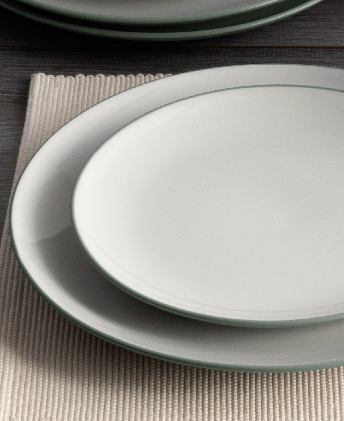 NORITAKE COLORWAVE COUPE 16 PC. DINNERWARE SET, SERVICE FOR 4 