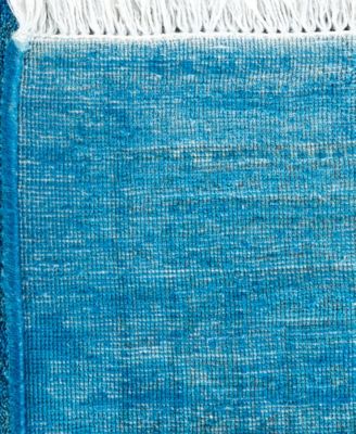 Fine Vibrance M1656 9'3" x 9'7" Square Area Rug