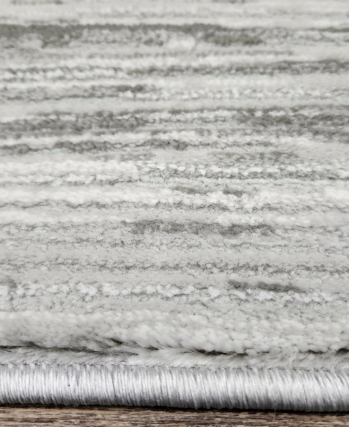 Closeout! Km Home Davide 3'3" x 4'11" Area Rug