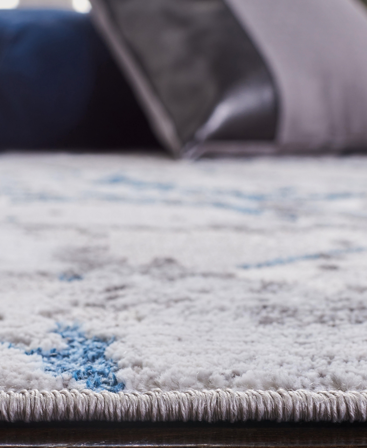 Safavieh Amelia ALA293 x Area Rug - Blue