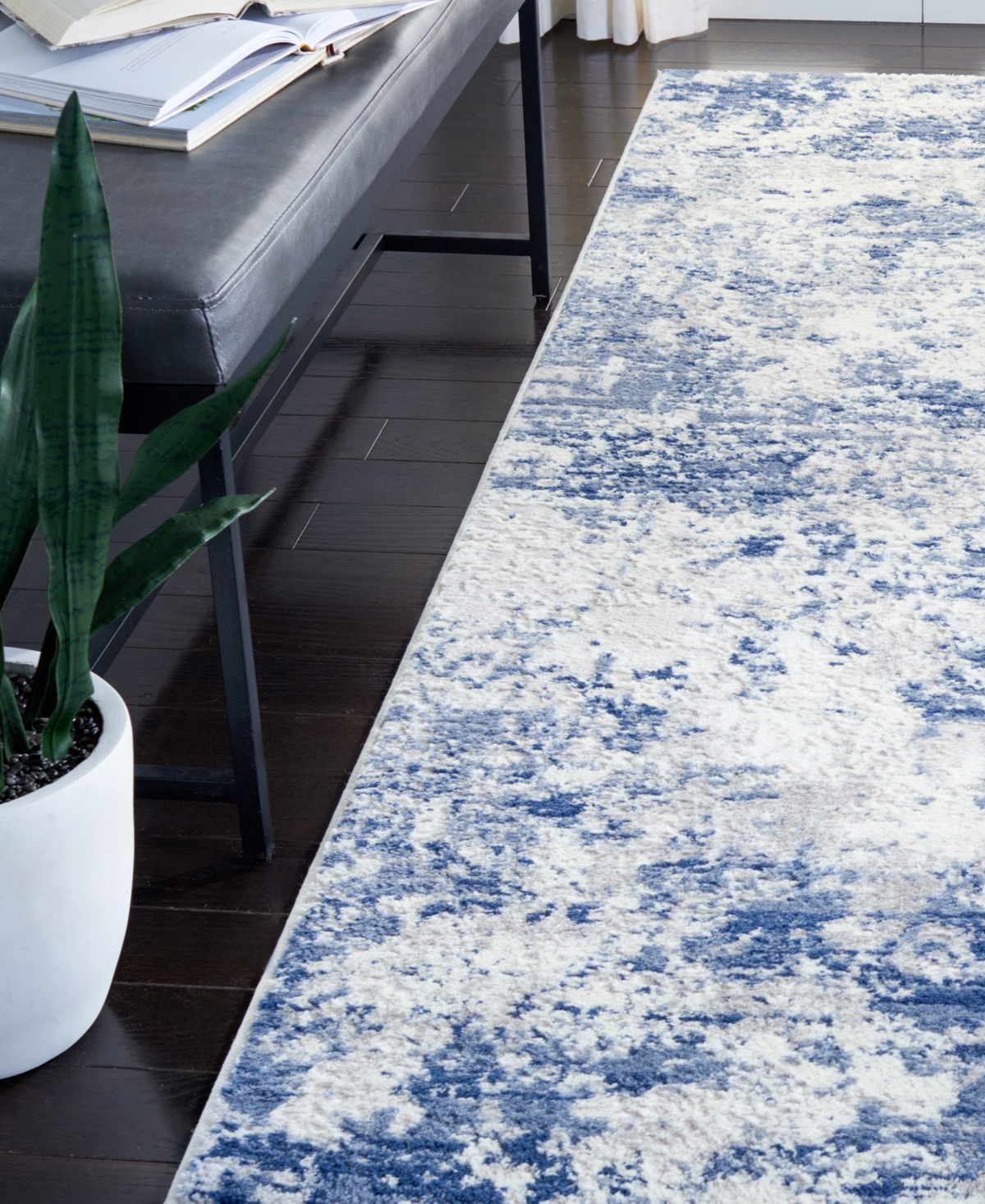 Safavieh Amelia ALA705 4' Area Rug - Gray