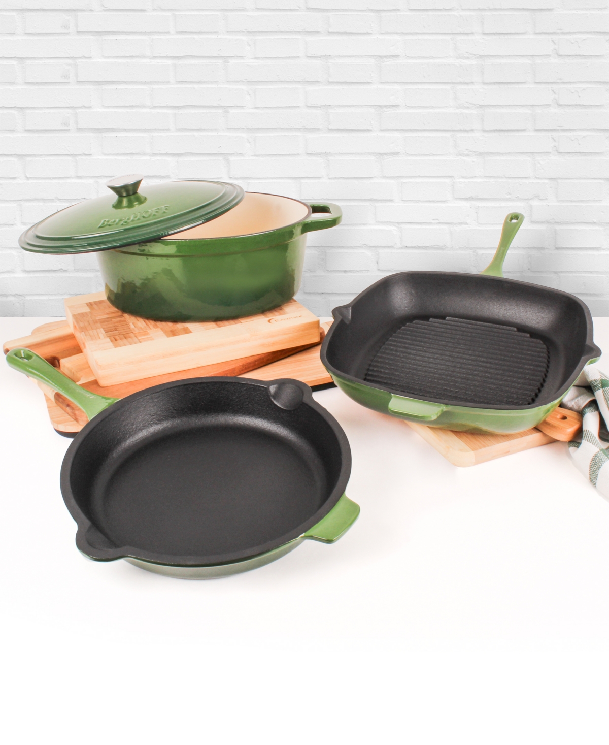 BergHOFF Neo 4pc Cast Iron Cookware Set, Grill Pan, Fry Pan & Oval Dutch Oven