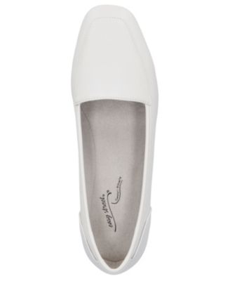 Women's Thrill Square Toe Flats