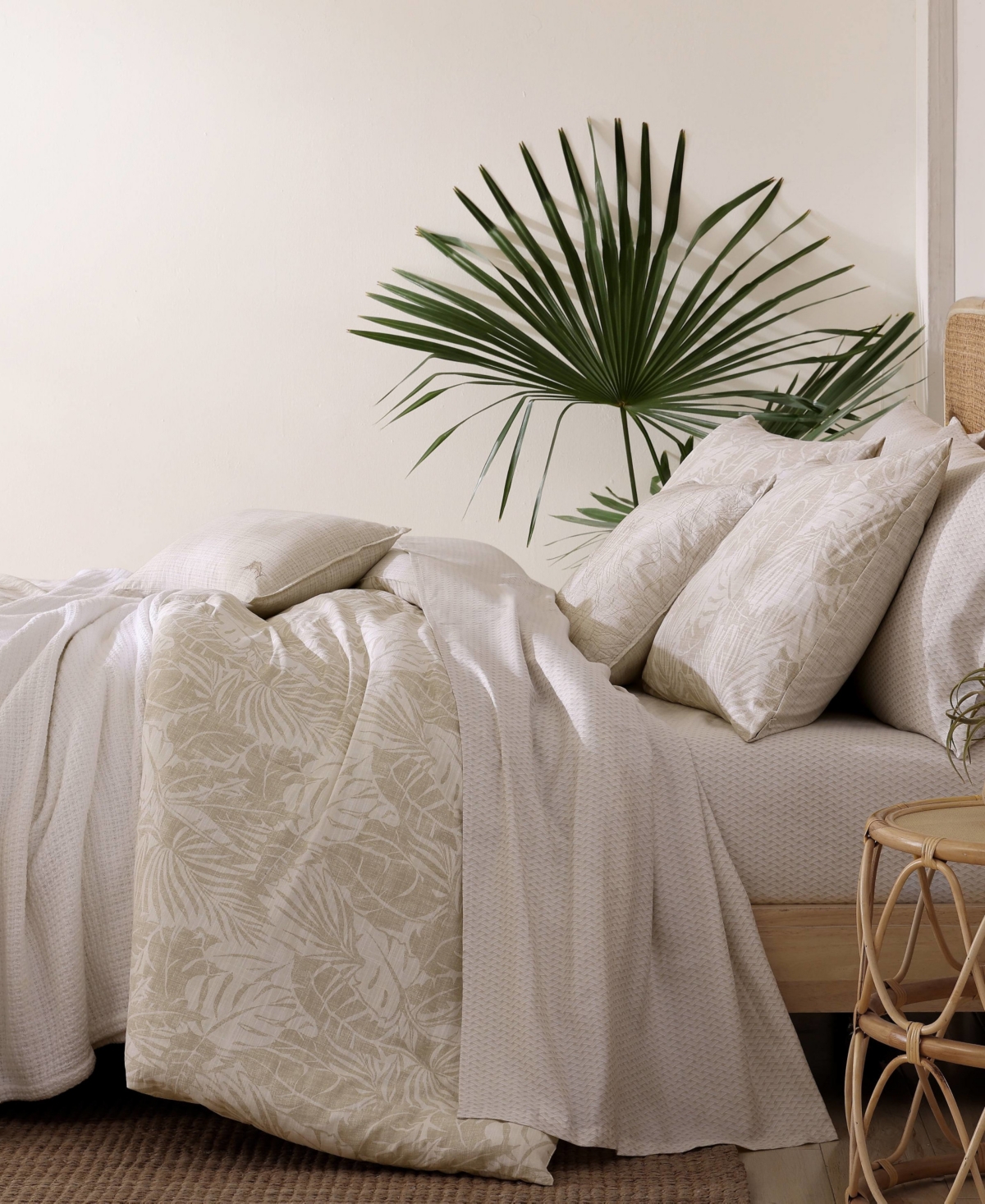 Tommy Bahama Home Costa Blanca Cotton Reversible 5 Piece Comforter Set,