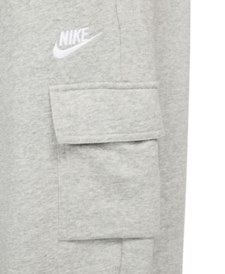 Sportswear Club Fleece Women's Mid-Rise Oversized Cargo Sweatpants