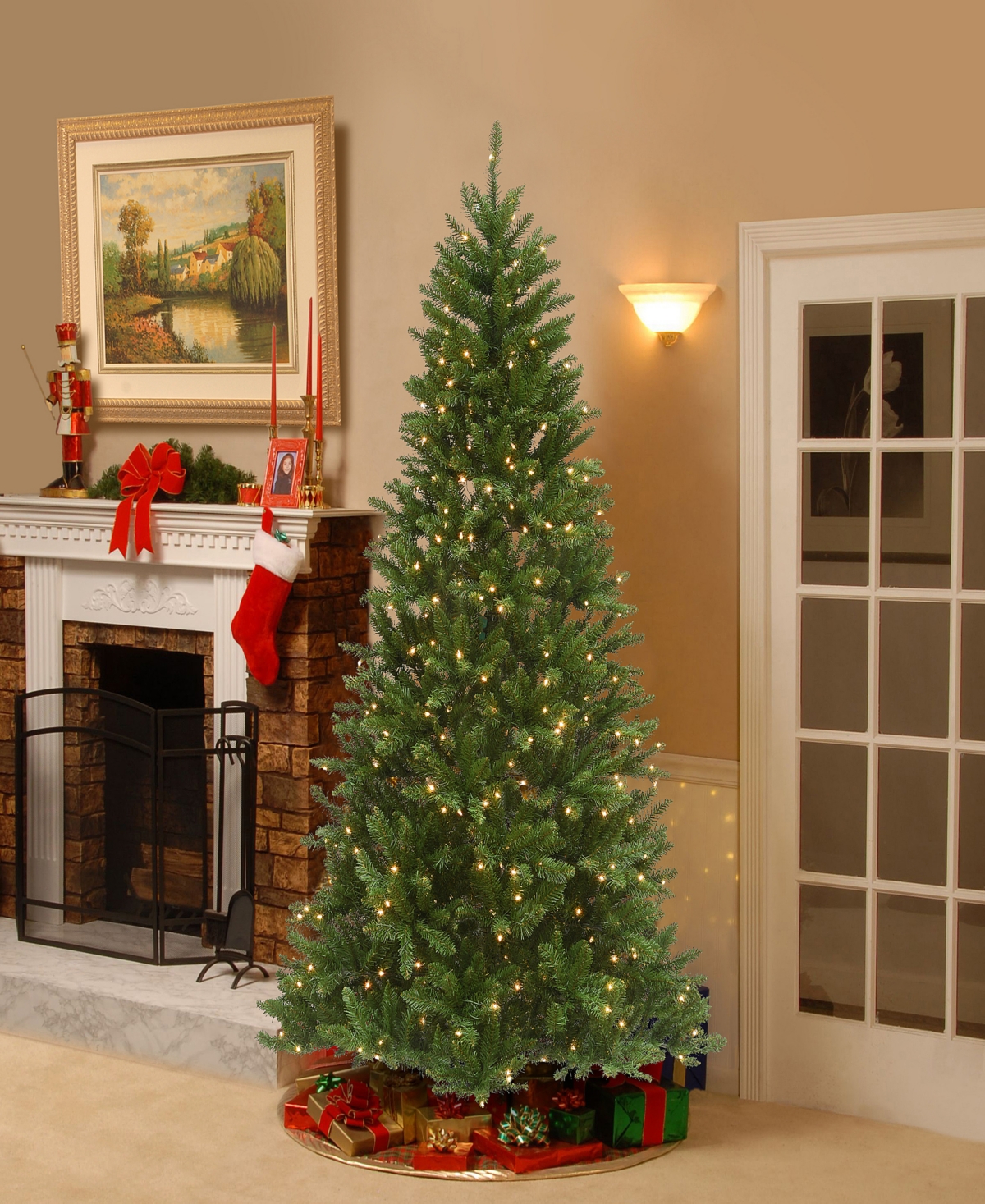 Shop National Tree Company 7.5' Peyton Spruce Tree With Clear Lights In Green Flocked