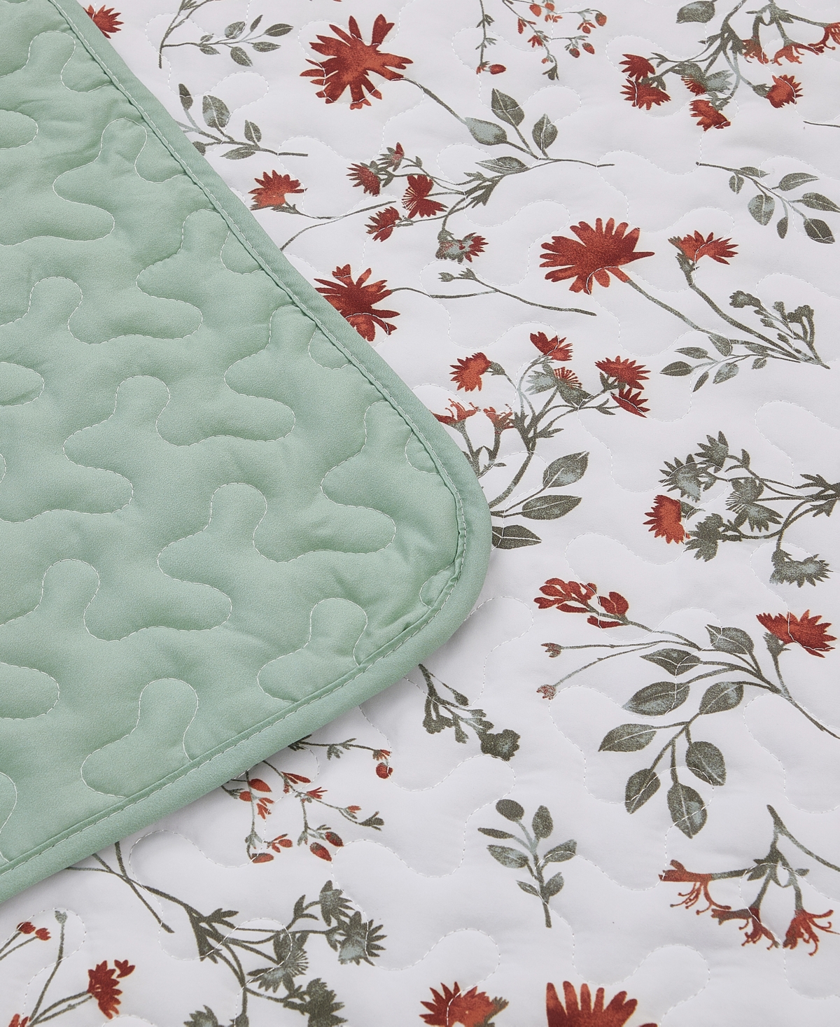 Shop Videri Home Floral Botanical 3 Piece Quilt Set, Full-queen In Green Multi