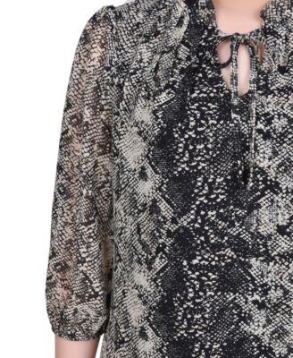 Petite 3/4 Sleeve Chiffon Blouse