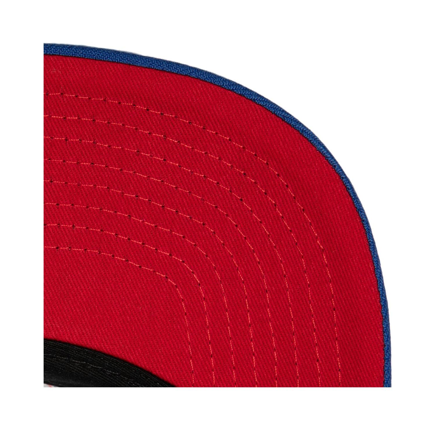 Men's White Chicago Cubs Cooperstown Collection Pro Crown Snapback Hat