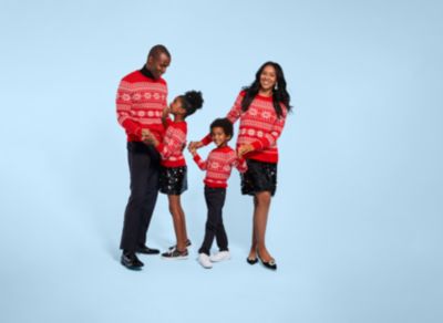 Photoshoot Ideas All Black Christmas Outfit Dress Code Green And