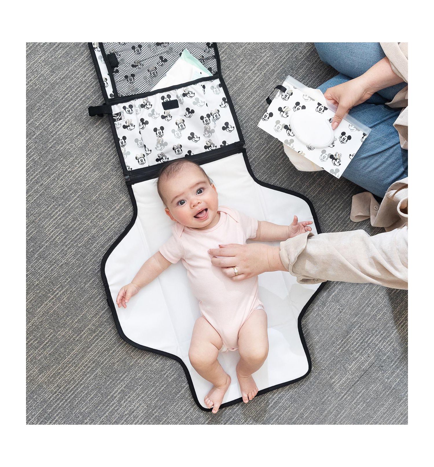 Disney Baby Portable Changing Station, Mickey and Minnie Mouse