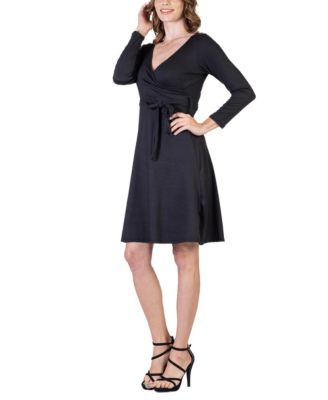 Women's Chic V-neck Long Sleeve Belted Dress