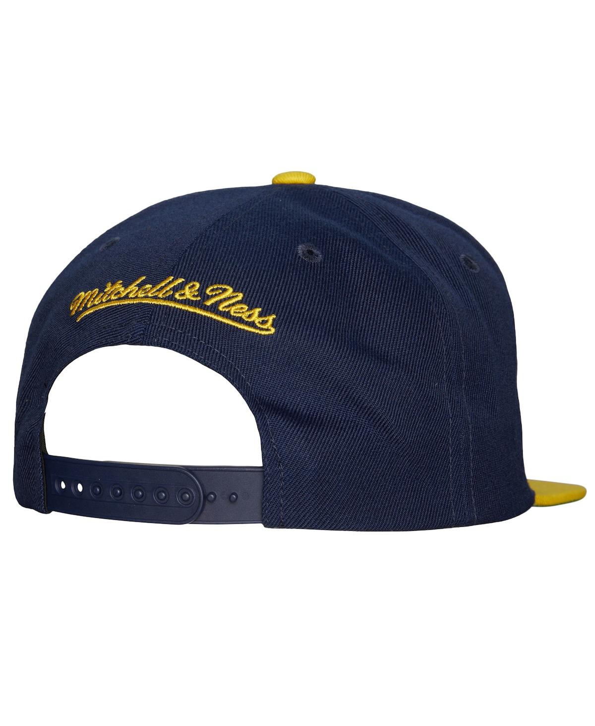Men's Mitchell & Ness Maize Michigan Wolverines 2-Tone 2.0 Snapback Hat - Maize