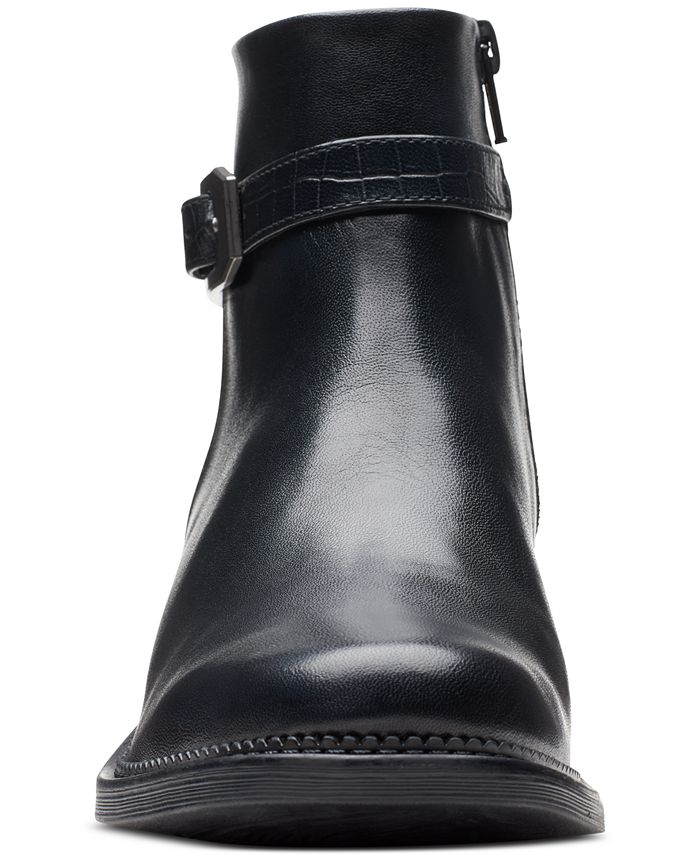 Clarks hot sale booties macys