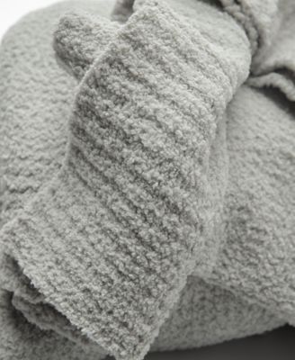 Snug Throw, 52" x 75"