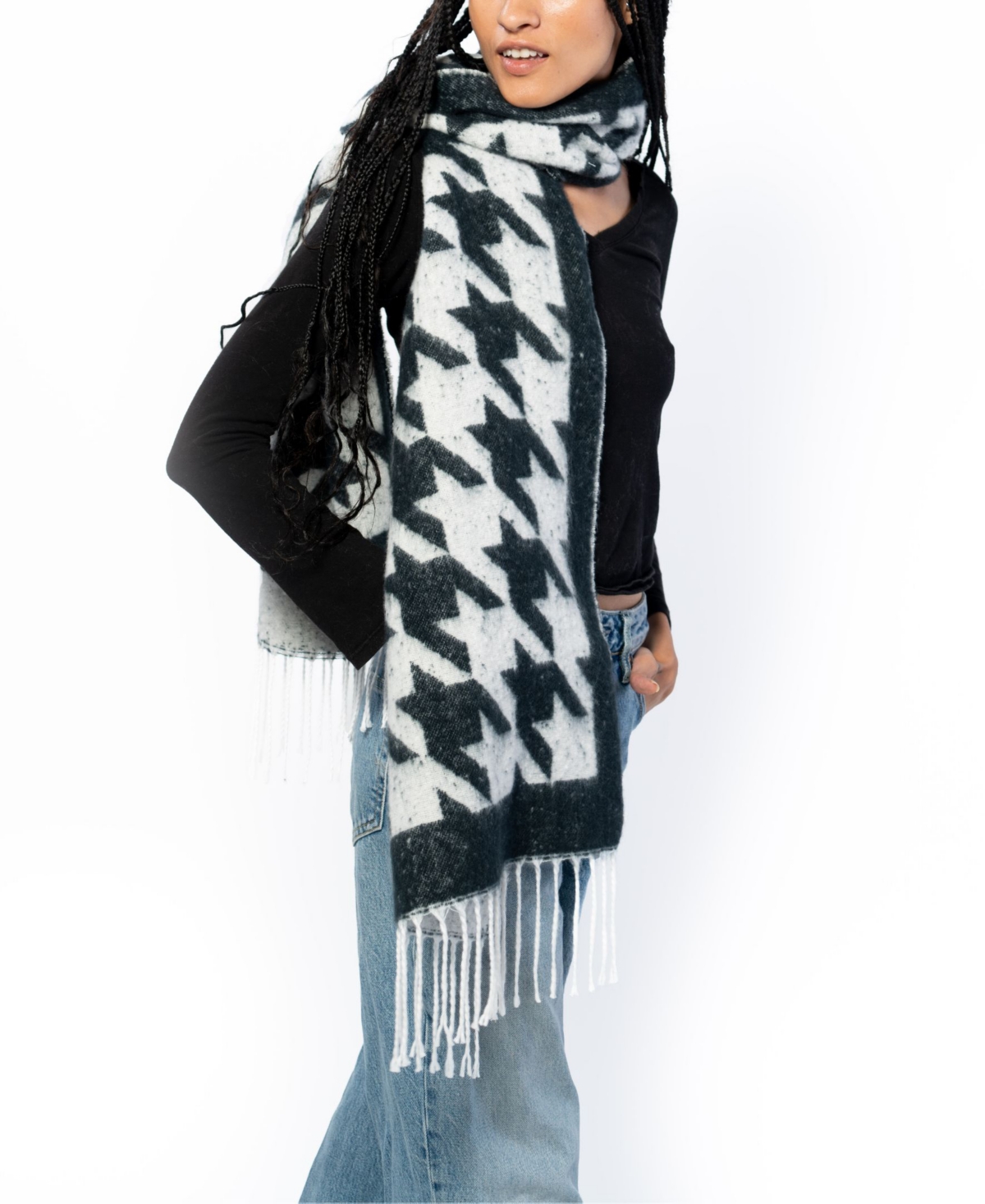 Marcus Adler Houndstooth Scarf In Burgendy