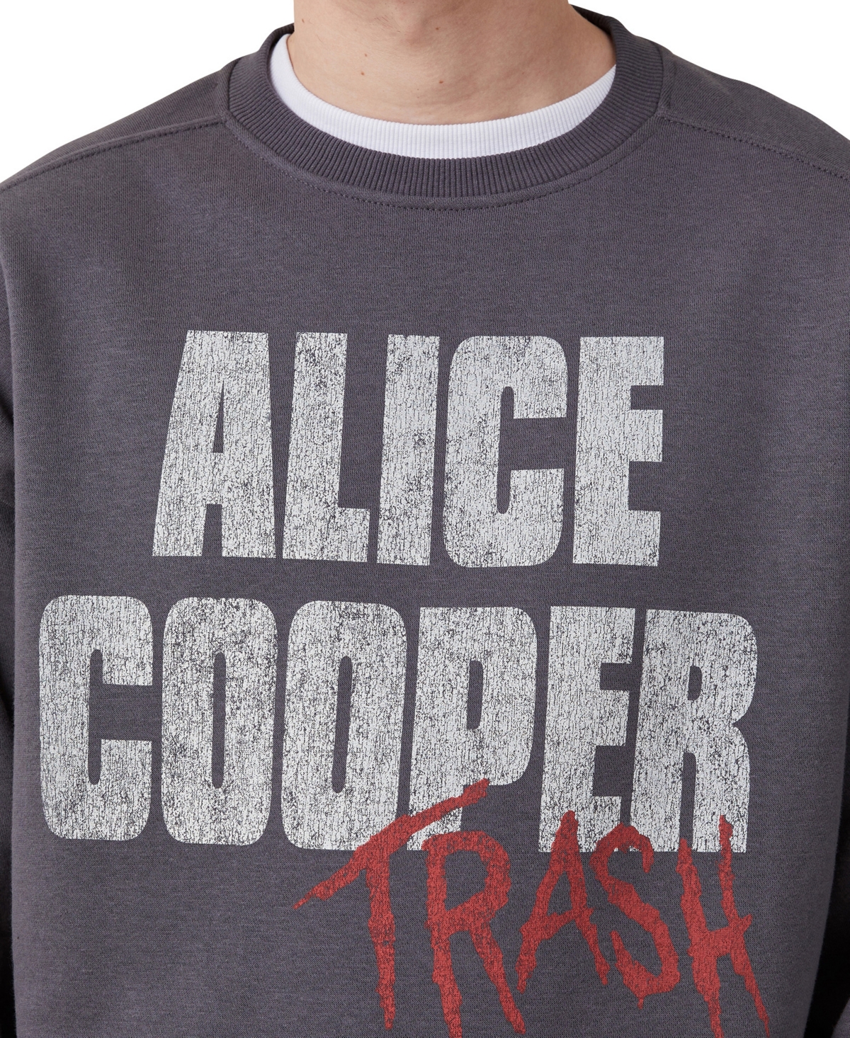 Cotton On Men's Alice Cooper Crew Sweater - Alice Cooper - Trash