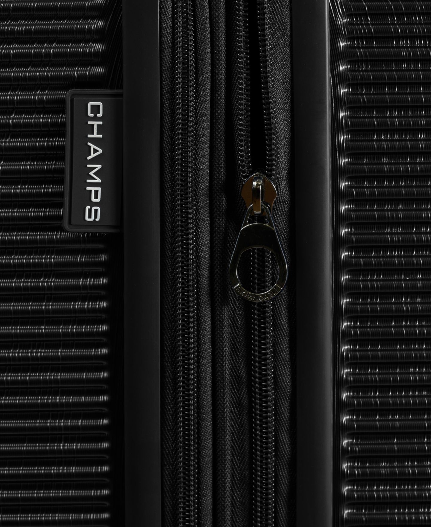 Чемоданы CHAMPS 3-Piece Iconic II Hardside Luggage Set, цвет: Чёрный — фото 6