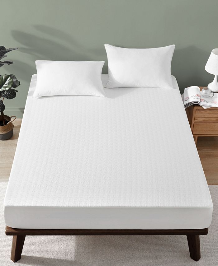 UNIKOME 18" Deep Cooling Water Resistant Mattress Cover, King Macy's
