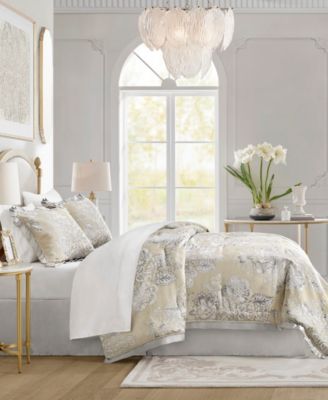 Closeout! Loretta 4-Pc Comforter Set, King