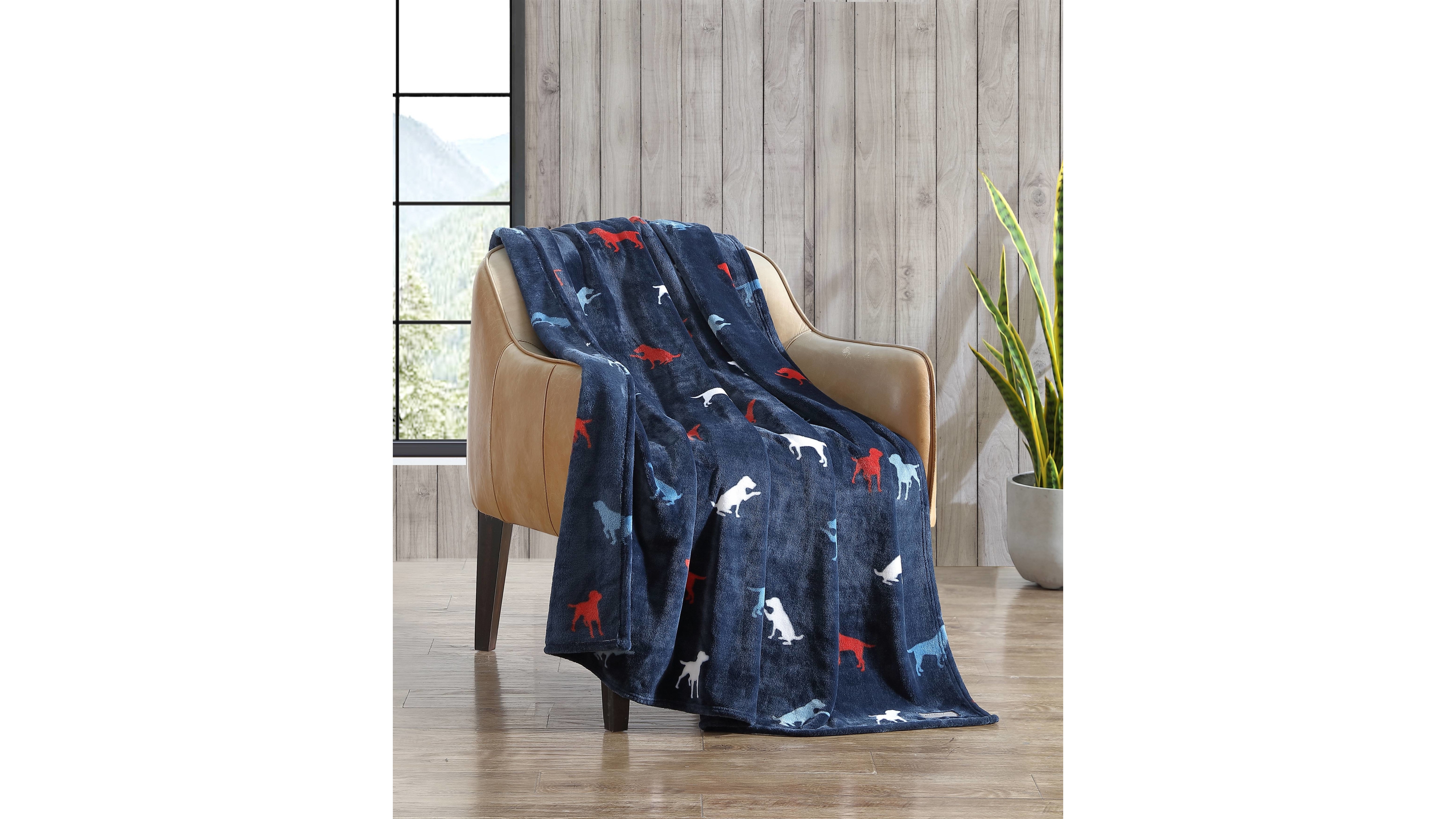 Eddie Bauer Buddy The Dog Ultra Soft Plush Fleece Throw, 70 x 50
