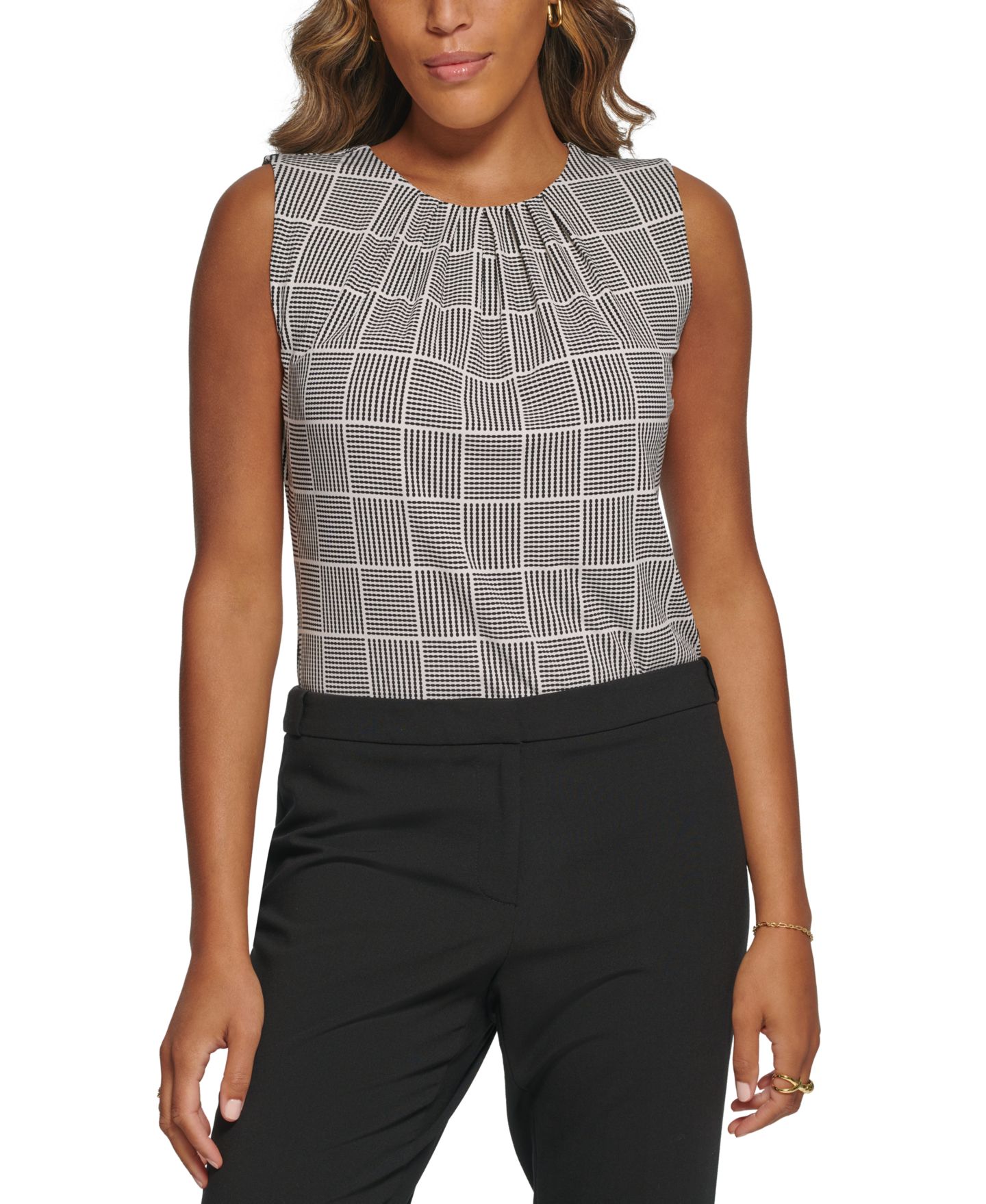 Женская блузка Calvin Klein Printed Pleat-Neck Blouse, цвет: Чёрный кремовый — фото 1
