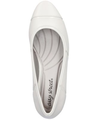 Women's Datia Slip-On Pumps