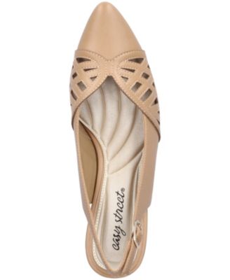 Women's Bizzy Buckle Slingback Pumps