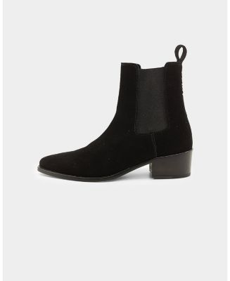 Patron saint of chelsea boot best sale