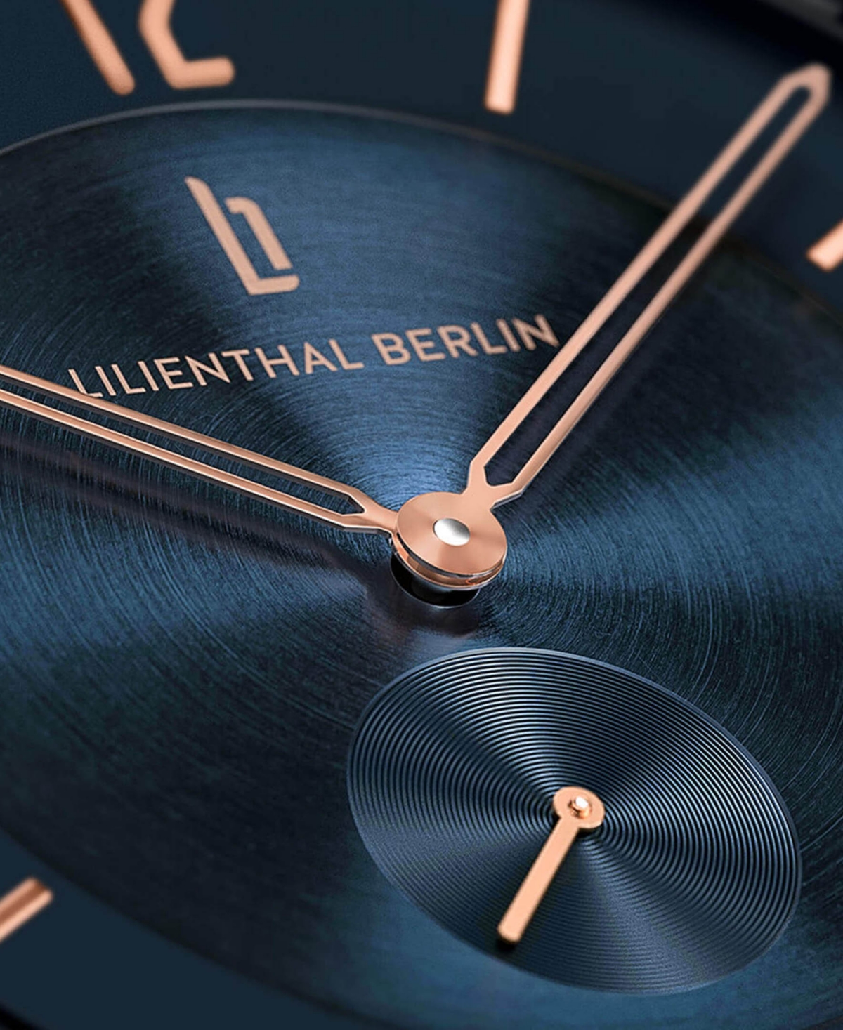 Shop Lilienthal Berlin Men's The Classic Blue Rose Gold Navy Blue Stainless Steel Mesh Watch 42mm