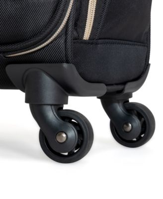 17" Softside Chevron 4-Wheel Spinner Carry-On Underseater