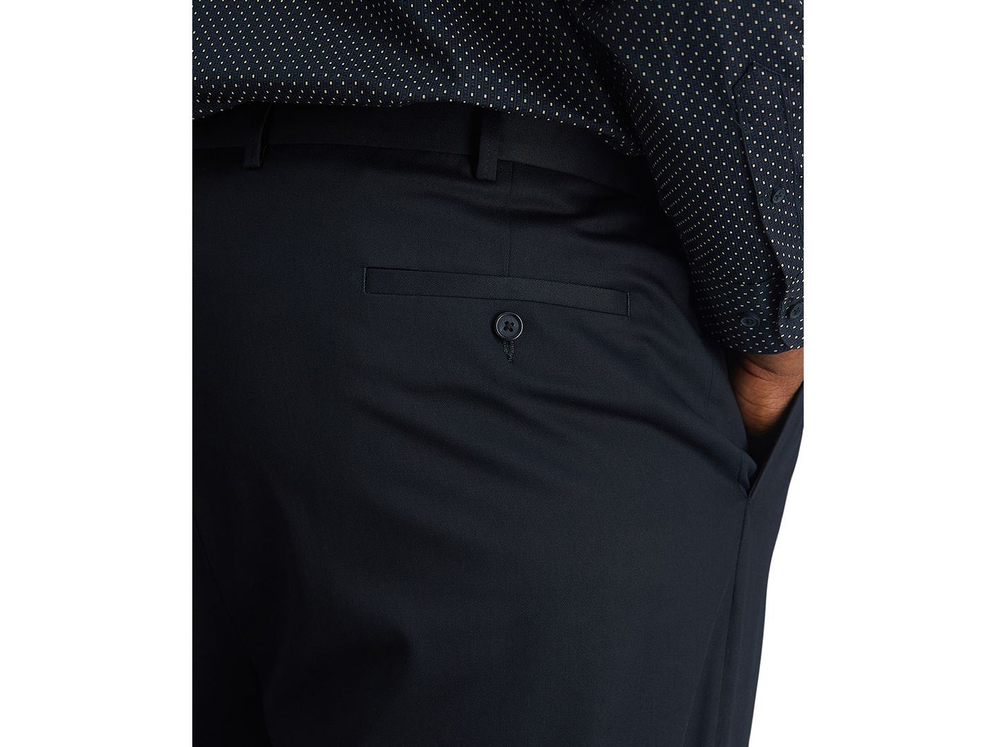 Мужские брюки Haggar Big & Tall Premium No Iron Khaki Classic-Fit Pleated Hidden Expandable Waistband, цвет: Чёрный — фото 5