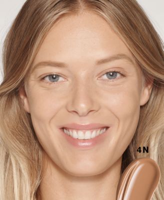 Futurist Soft Touch Brightening Skincealer Concealer with Vitamin C