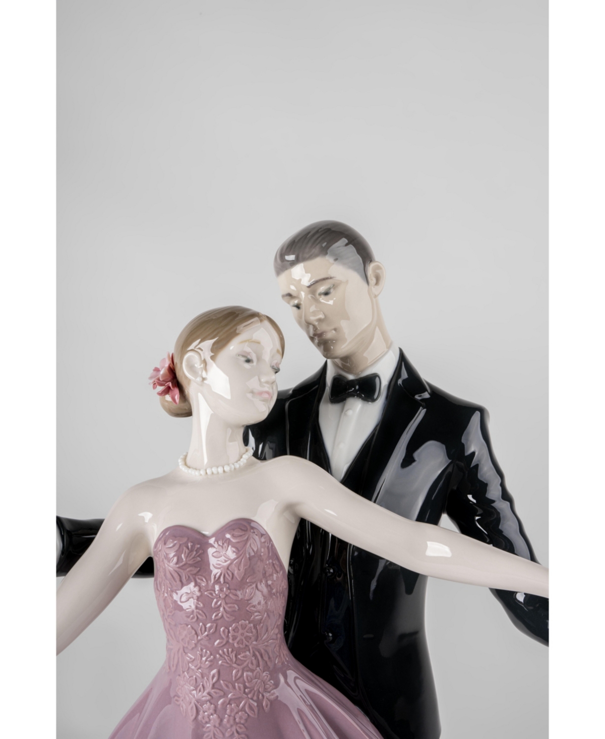 Lladrò Anniversary Waltz Couple Sculpture In Multi