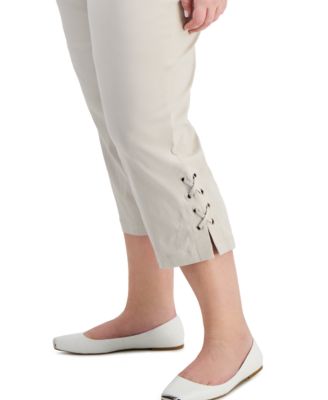 Plus Size Side Lace-Up Capri Pants