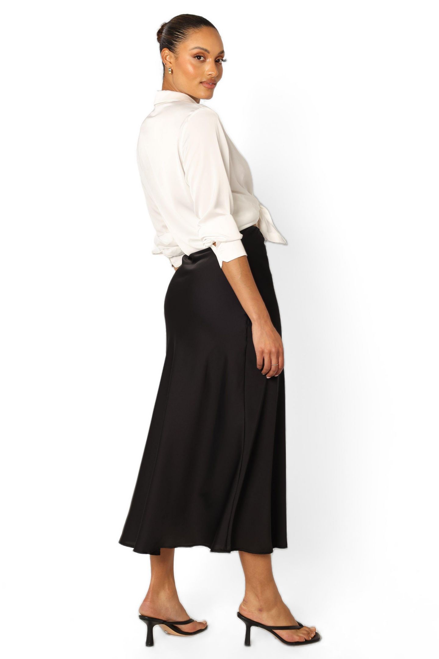 Женская юбка Petal and Pup Nellie Satin Midi, цвет: Чёрный — фото 3