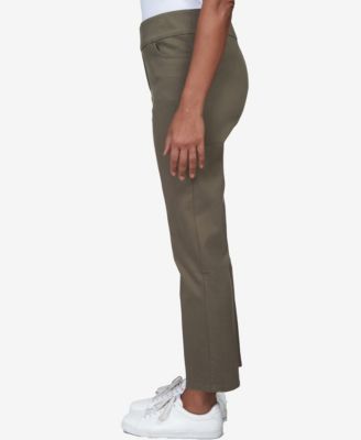 Petite Mid-Rise Pull On Straight Leg Denim Pants, Petite & Petite Short