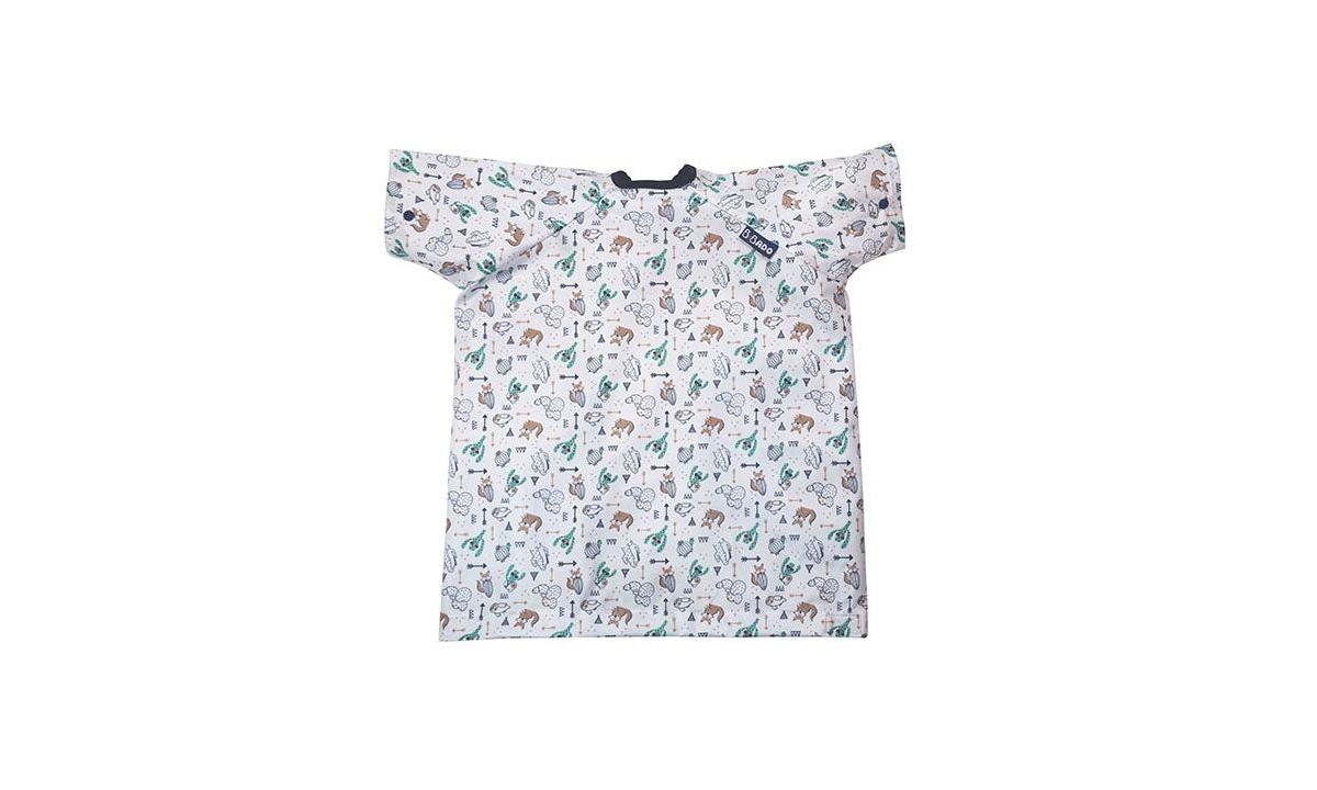 Bibado Short Sleeve Feeding Bibs ages 6-36 Stain Free Clothing 100% Waterproof & Easy-Wipe Material - Desert hide and seek