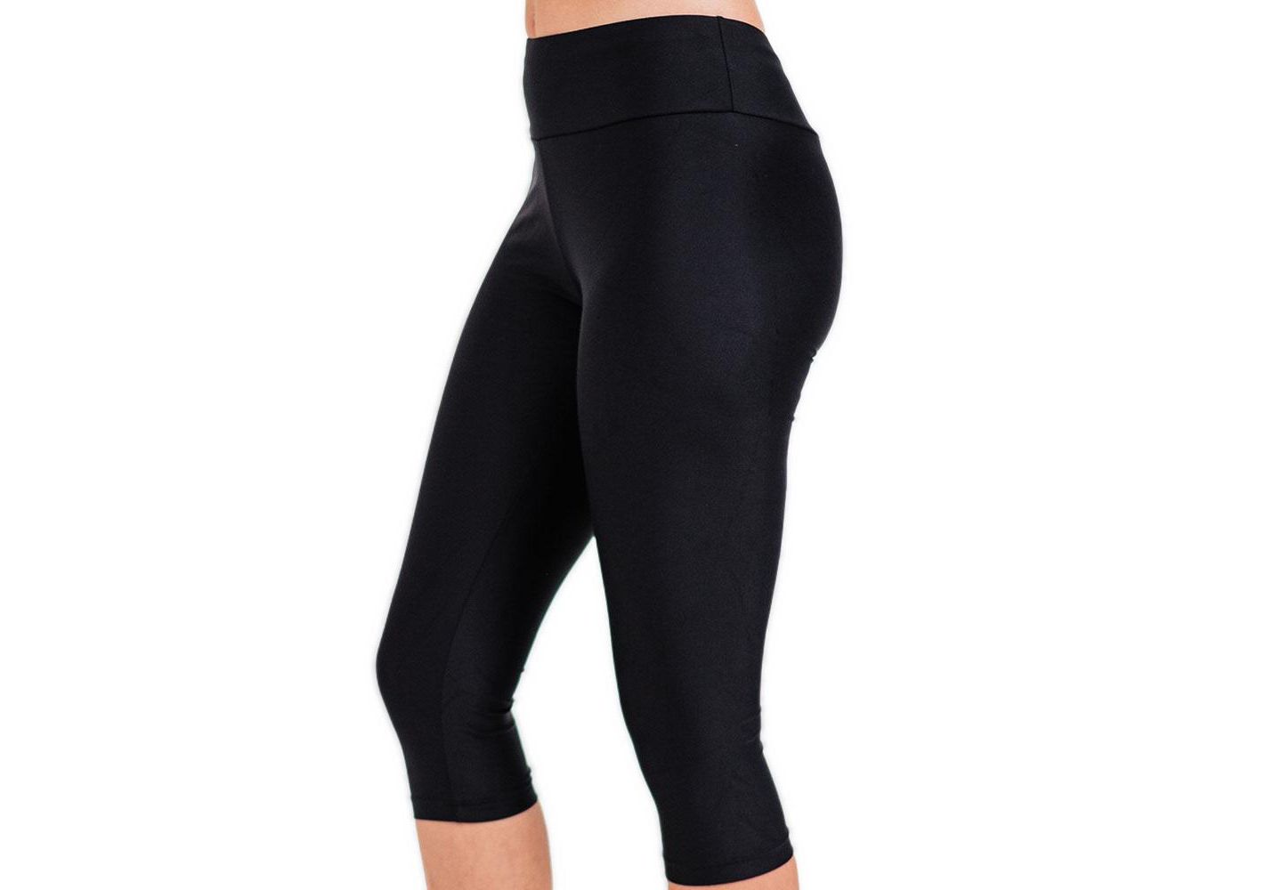 Женские леггинсы Calypsa High Waisted Chlorine Resistant Capri Swim Leggings, цвет: Чёрный — фото 3