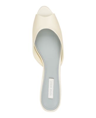 Nine West*きれいなシルエット*ピンヒール*ミュール/Luvlie Nine West Women's Luvlie Bridal Satin Peep Toe Kitten Heel
